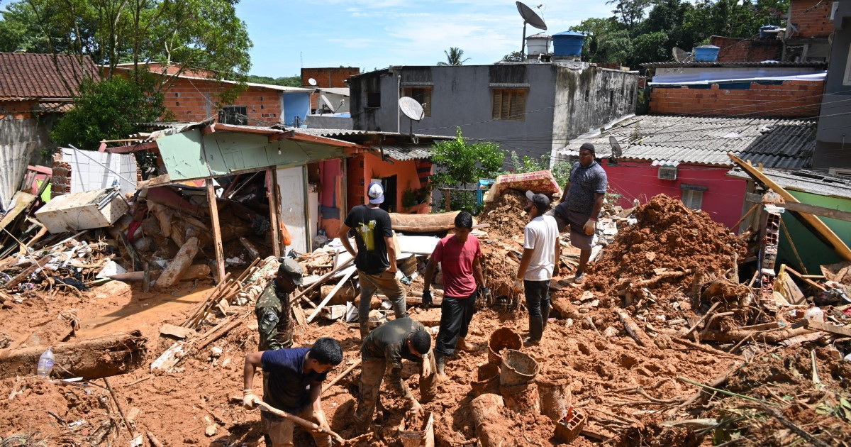 ब्राजिलमा बाढी र पहिरोमा परी मृत्यु हुनेको सङ्ख्या ६५ पुग्यो